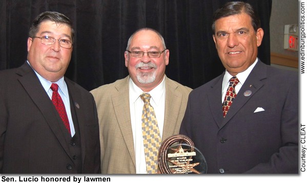 El legado familiar del juez Susan Criss incluye abolir “esclavitud” de trabajadores agrícola - Titans of the Texas Legislature luciohonored.jpg